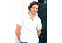 Καρνέζης  Πάνος